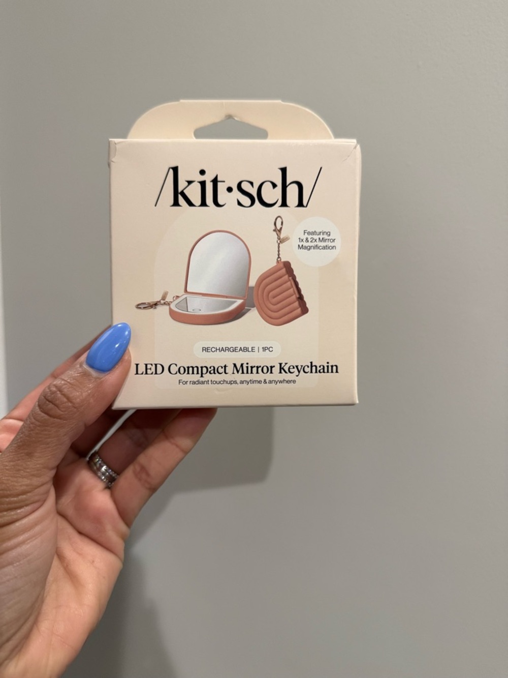 Kitsch LED Compact Mirror Keychain — Blush Pink with Gold Hardware
